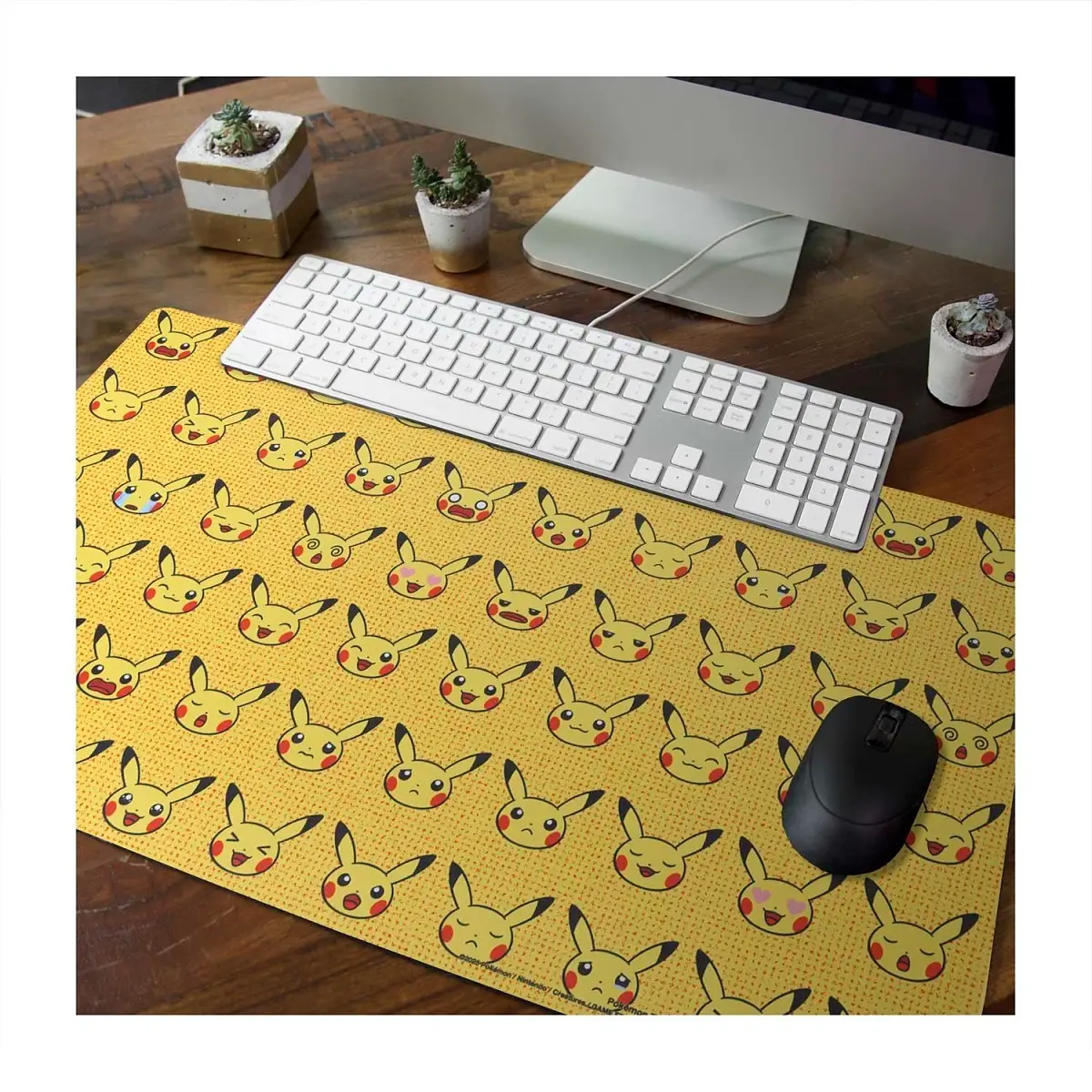 Pokémon Center Playmat: Pikachu Moods - Image 3